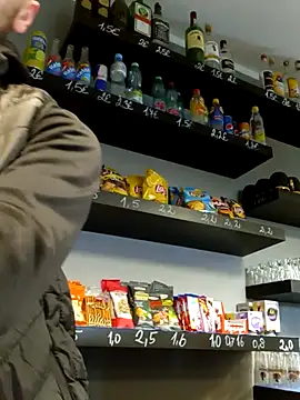 Snapshot of jozsi1995 chatting on 7, 4, 2026 jozsi1995 online show from 7, 4, 2026