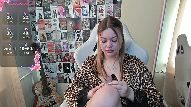 Snapshot of AmeliePeach chatting on 15, 5, 2026 AmeliePeach online show from 15, 5, 2026