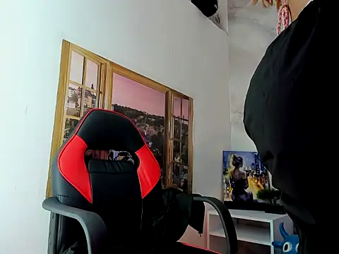 EllyBloom online show from 6, 4, 2026