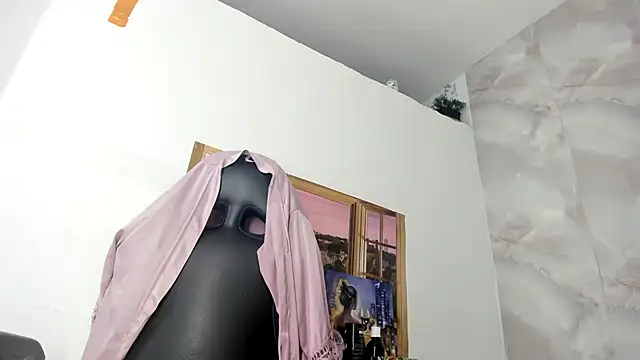 Snapshot of EllyBloom chatting on 16, 7, 2026 EllyBloom online show from 16, 7, 2026