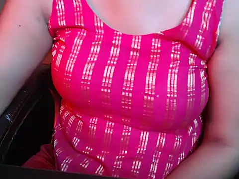 Snapshot of Kiarax1 chatting on 22, 5, 2026 Kiarax1 online show from 22, 5, 2026