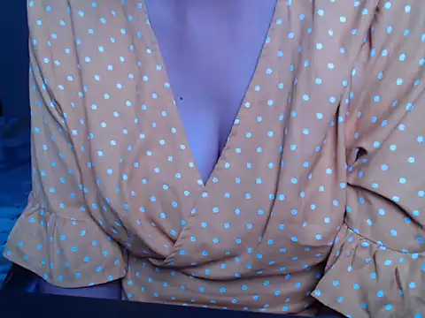 Snapshot of Kiarax1 chatting on 30, 5, 2026 Kiarax1 online show from 30, 5, 2026