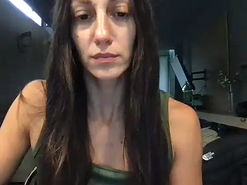 Snapshot of canduxgirl chatting on 7, 4, 2026 canduxgirl online show from 7, 4, 2026