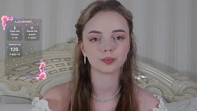 Snapshot of LianaGracee chatting on 3, 6, 2026 LianaGracee online show from 3, 6, 2026