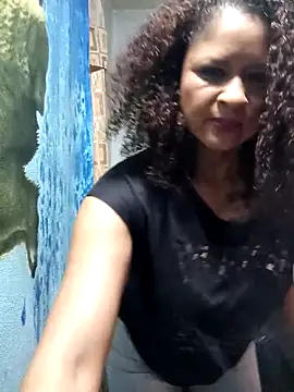 Snapshot of JessyFon chatting on 6, 4, 2026 JessyFon online show from 6, 4, 2026