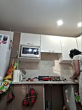 LaliaMia online show from 4, 3, 2025