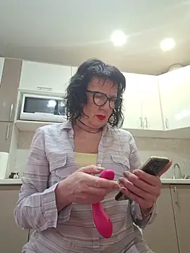 LaliaMia online show from 7, 2, 2026