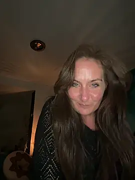 AtomicAngie online show from 19, 4, 2026