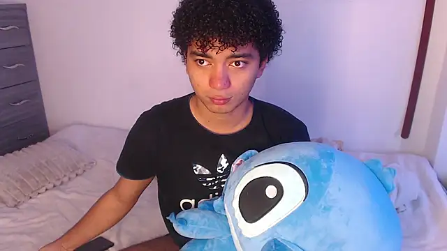 Snapshot of felipecams chatting on 13, 6, 2026 felipecams online show from 13, 6, 2026