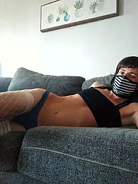 Wayuphornybttm online show from 29, 4, 2026