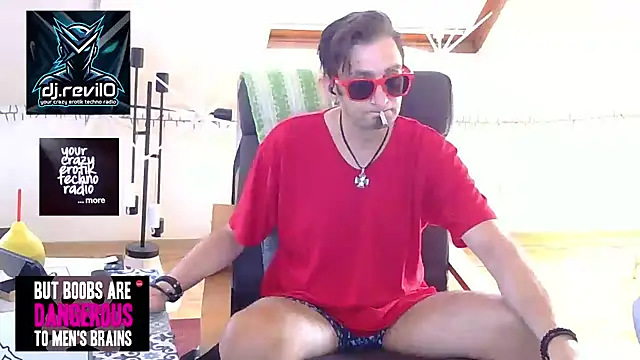 Snapshot of OllyFummler chatting on 31, 5, 2026 OllyFummler online show from 31, 5, 2026