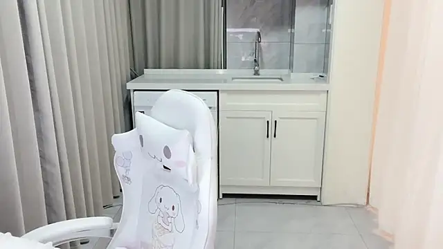 Snapshot of xiaoyugan_cute chatting on 11, 7, 2026 xiaoyugan cute online show from 11, 7, 2026
