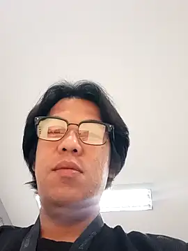 Snapshot of akiramoore chatting on 26, 5, 2026 akiramoore online show from 26, 5, 2026