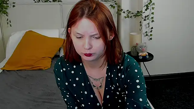 Charlotte Stee online show from 2, 6, 2026
