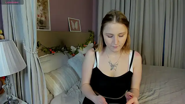 Snapshot of April_Jackson chatting on 16, 4, 2026 April Jackson online show from 16, 4, 2026