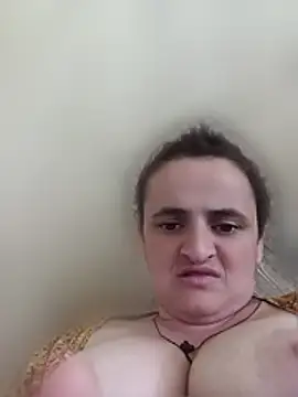 Snapshot of AnabelBexley chatting on 4, 6, 2026 AnabelBexley online show from 4, 6, 2026