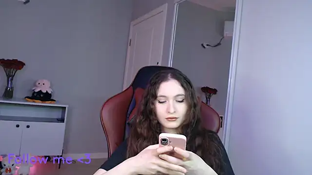 Snapshot of solitudebby chatting on 10, 4, 2026 solitudebby online show from 10, 4, 2026