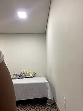 Snapshot of lk_zin chatting on 8, 4, 2026 lk zin online show from 8, 4, 2026