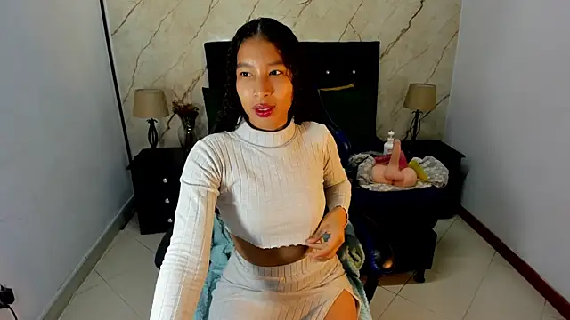 hasley cute online show from 31, 5, 2026