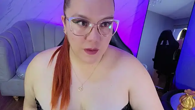 Snapshot of tezzaniut_t chatting on 2, 6, 2026 tezzaniut t online show from 2, 6, 2026