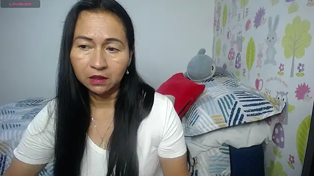 Snapshot of Tyna_b chatting on 19, 6, 2026 Tyna b online show from 19, 6, 2026
