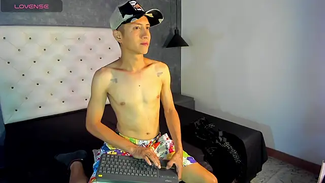 Snapshot of Jara_Chick chatting on 13, 4, 2026 Jara Chick online show from 13, 4, 2026