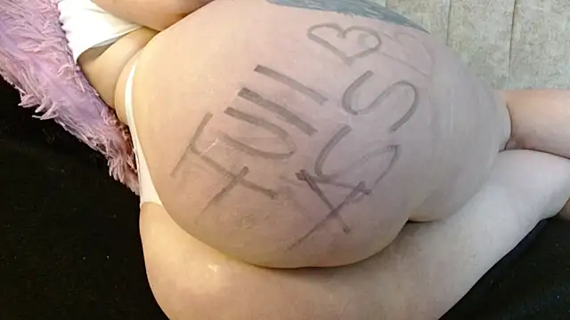 Snapshot of Melanie_Slut_nasty chatting on 8, 5, 2026 Melanie Slut nasty online show from 8, 5, 2026