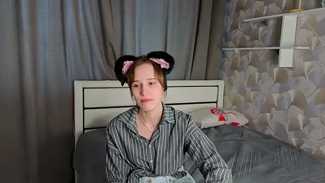MitsuePostel online show from 23, 4, 2026