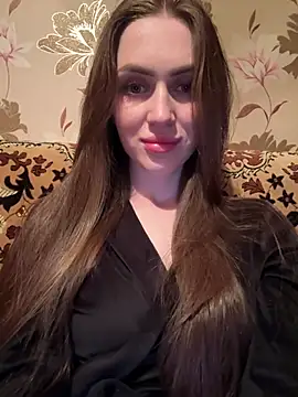 AlinaLove3213 online show from 18, 6, 2026