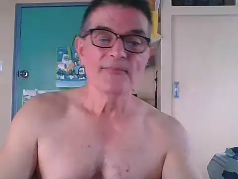 Snapshot of scooty-friends chatting on 21, 4, 2026 scooty-friends online show from 21, 4, 2026