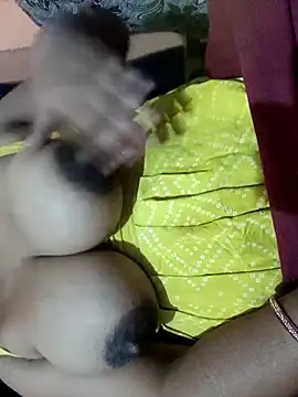 Snapshot of Siya88dev chatting on 9, 4, 2026 Siya88dev online show from 9, 4, 2026