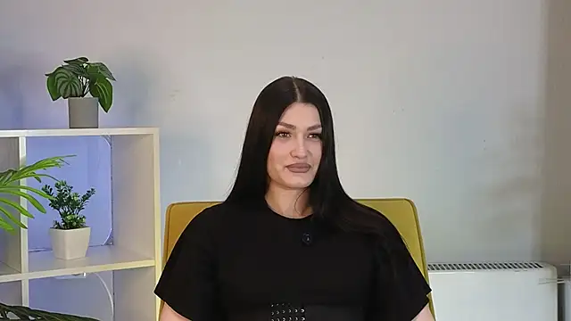 Snapshot of CheyenneGerla chatting on 8, 4, 2026 CheyenneGerla online show from 8, 4, 2026