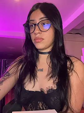 Snapshot of Kattze_ chatting on 10, 7, 2026 Kattze online show from 10, 7, 2026