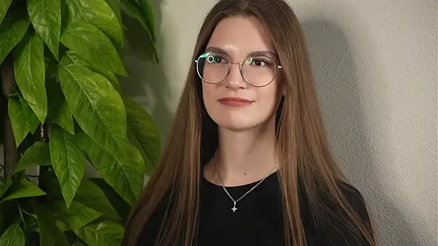 ToyaEssex online show from 10, 4, 2026