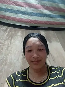 Snapshot of vanlucky2 chatting on 5, 7, 2026 vanlucky2 online show from 5, 7, 2026
