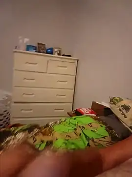 Harleyman0528 online show from 16, 4, 2026