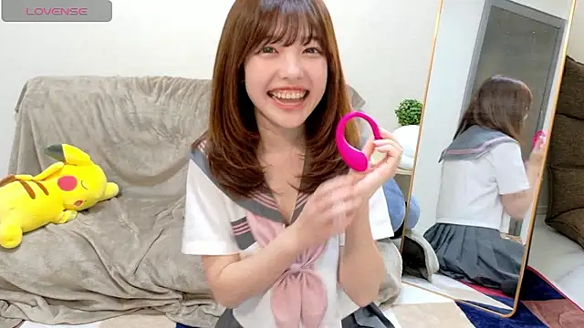 Snapshot of _tsukichan chatting on 13, 4, 2026 tsukichan online show from 13, 4, 2026