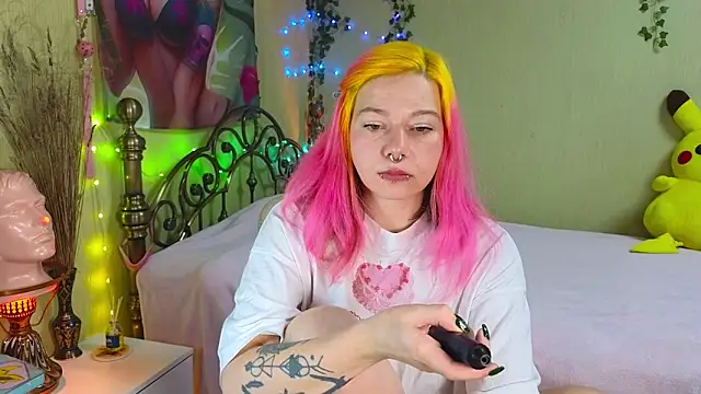 Sansarella online show from 15, 12, 2025