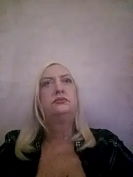 Julia20X online show from 8, 4, 2026