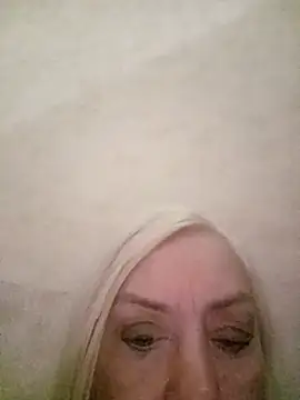 Julia20X online show from 11, 4, 2026