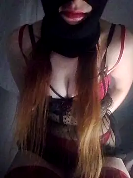 Snapshot of Hatununuz2 chatting on 8, 4, 2026 Hatununuz2 online show from 8, 4, 2026