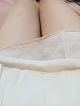 Suri-sexywett online show from 9, 4, 2026