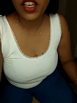 Snapshot of Tamilmoon006 chatting on 1, 7, 2026 Tamilmoon006 online show from 1, 7, 2026