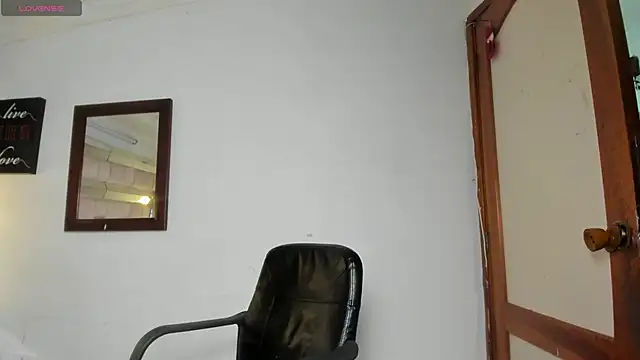 SarahQ65 online show from 14, 4, 2026