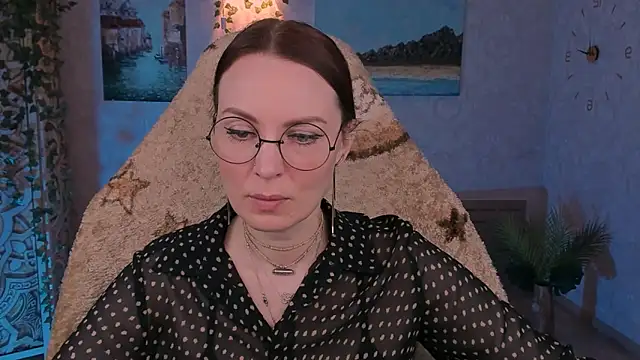 LanaRadiance online show from 9, 5, 2026