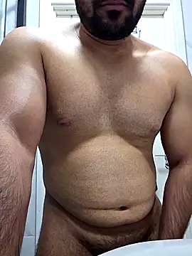 Snapshot of massivecumerr chatting on 8, 5, 2026 massivecumerr online show from 8, 5, 2026