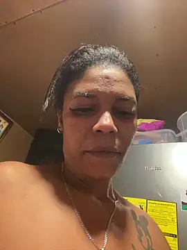 Malonna69 online show from 28, 5, 2026