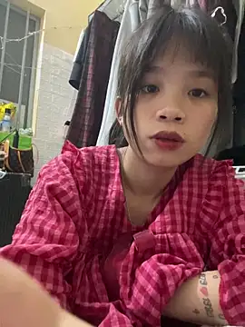 Snapshot of Neo-baby chatting on 23, 4, 2026 Neo-baby online show from 23, 4, 2026
