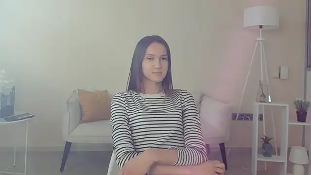 MellieLaliberte online show from 15, 4, 2026