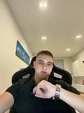 WARDEN w online show from 17, 4, 2026